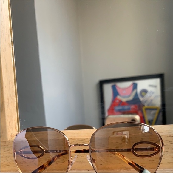 Tiffany & Co Round Mirrored Sunglasses TF3065 56 - Picture 14 of 14